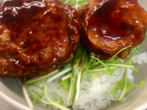 鰻のタレでつくね丼